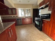 Photo - 526 W 49th St