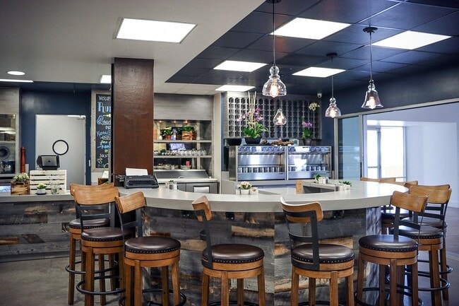 Photo - 25 15th Pl Unit 100