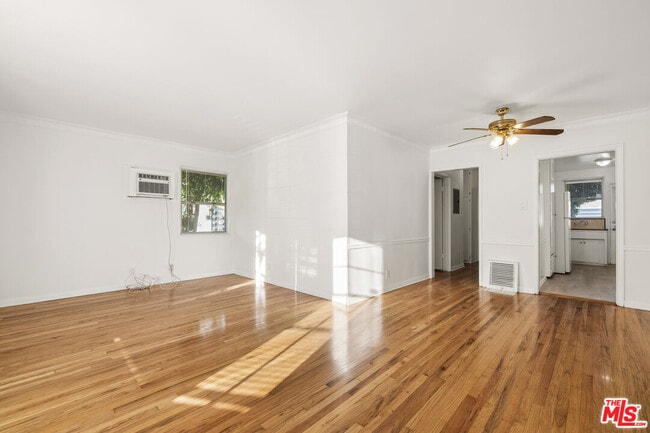 Photo - 5324 Vantage Ave Unit 2