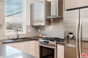 Photo - 6072 Pickford St