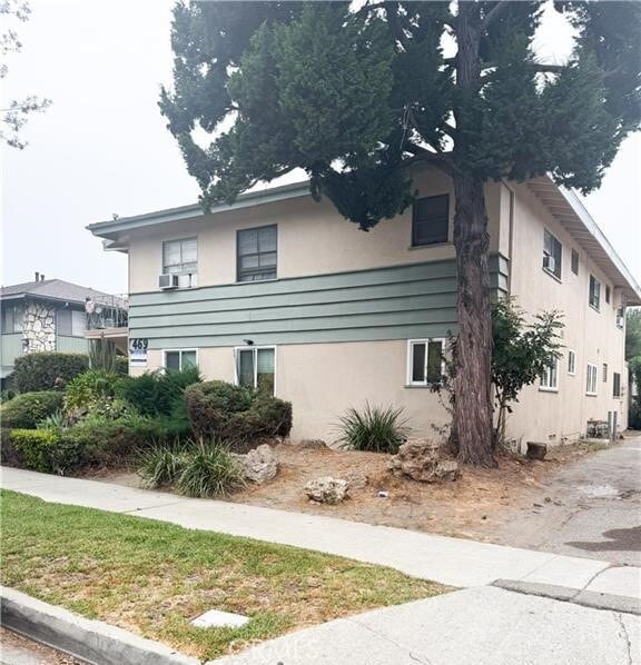 Photo - 469 E Algrove St