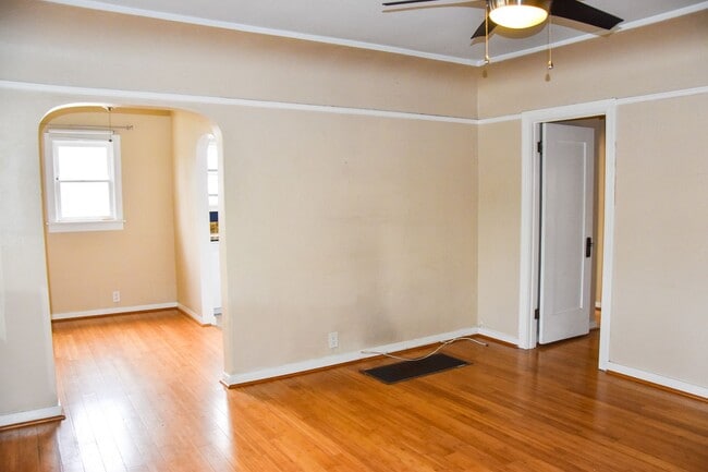 Photo - Palm (817-819) Unit Palm (817) - West