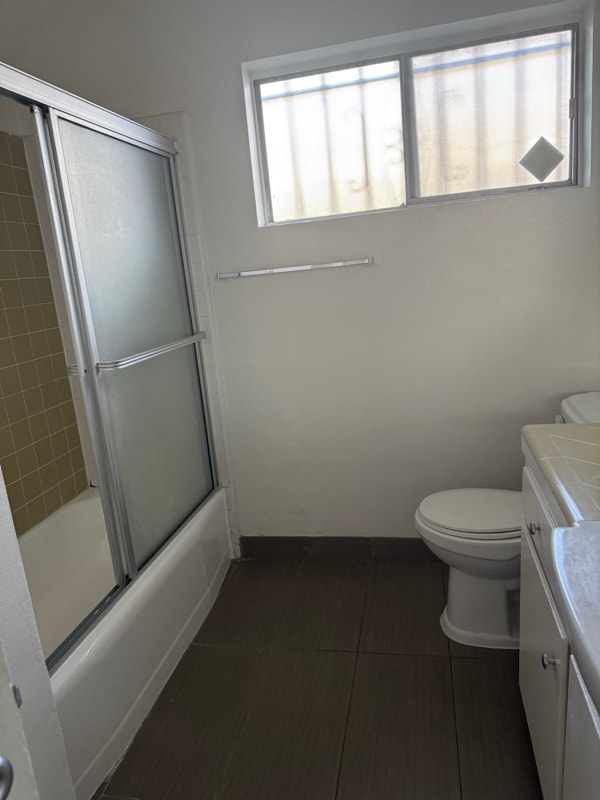 Photo - 1538 N Detroit St Unit 3