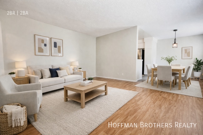 Photo - 1226 Larrabee St Unit 6