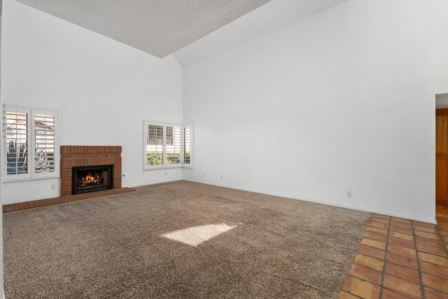 Photo - 73322 Shadow Mountain Dr