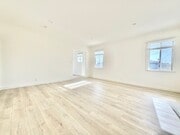 Photo - 1600 Chestnut Ave