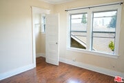 Photo - 1353 W 49th St Condo