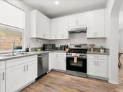 Photo - 121 Alhambra