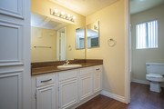 1 BR, 1 BA - 701 SF - Casa La Mesa Apartments