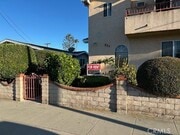 Photo - 835 W 13th St Apartment Unit 3