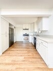 Photo - Stunning Light-Flooded Architectural 1BR L... House