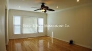 Photo - 2953 Silva St