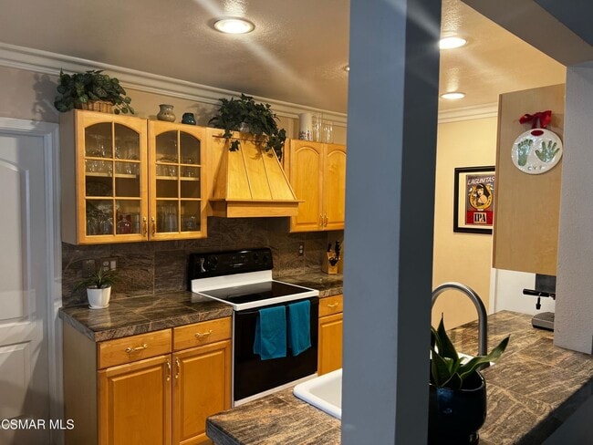 Photo - 2853 Instone Ct