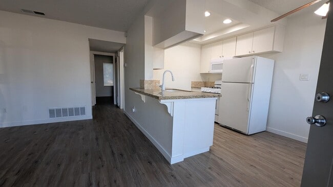 Photo - 82823 Davis Dr