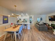 Photo - Beautiful Upgraded 2 Bedroom 2 Bathroom Townhouse in Gated Community – Santa Clarita