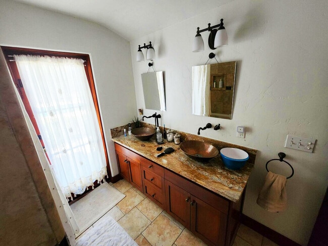 Photo - 2002 N Mountain Ave