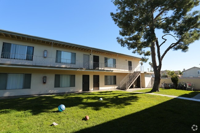 Photo - Beachside Apartments