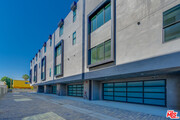 Photo - 6501 N Flamingo Dr House