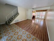 Photo - 1134 W Huntington Dr