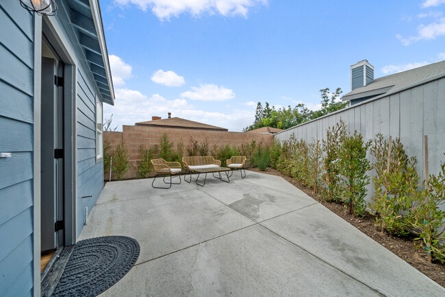 Photo - 15227 Freeman Ave