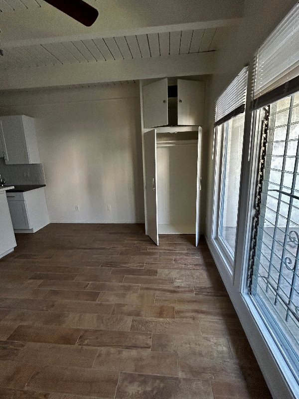 Photo - 1909 Beachwood Dr Unit 9