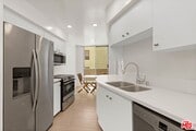 Photo - 7250 Franklin Ave Unit 507