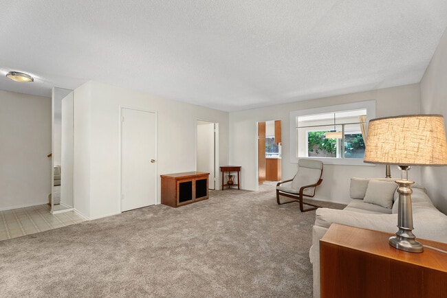 Photo - 25837 Oak St Unit 111