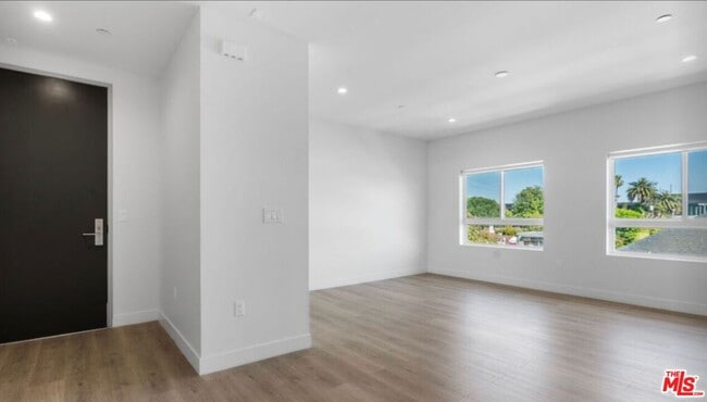 Photo - 2336 Westwood Blvd Unit 208