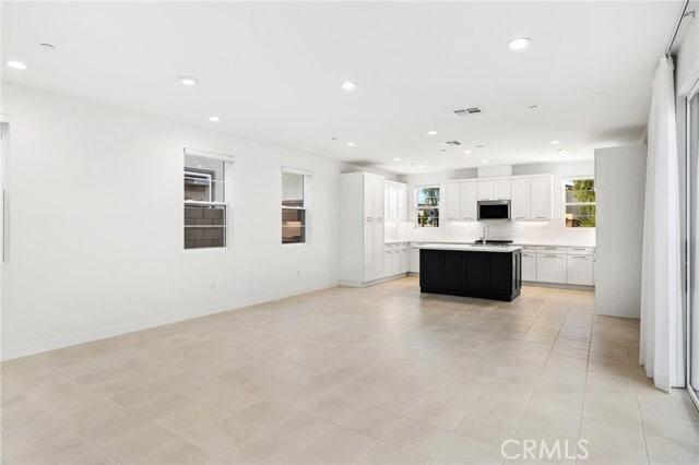 Photo - 36173 Hewitt Dr