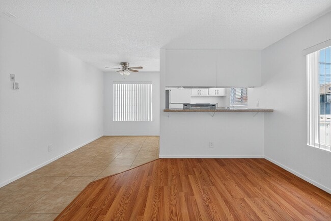 Photo - 1066 Coronado Ave Unit 204