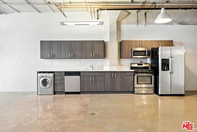 Photo - 825 East 4th St Condo Unit 103