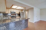 Photo - Stylish Upper-Level 2Bdm 1Ba Condo in Gate...