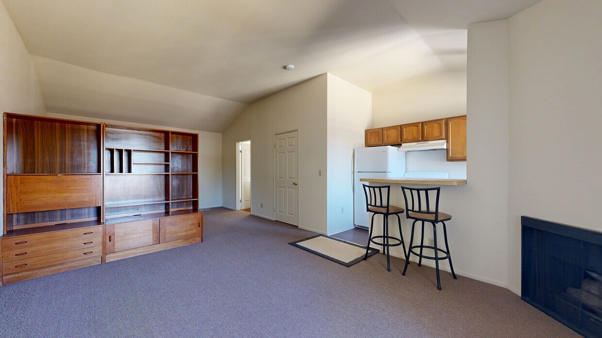 3D Tour - 11347 Califa St