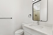 Photo - 2850 Nye St