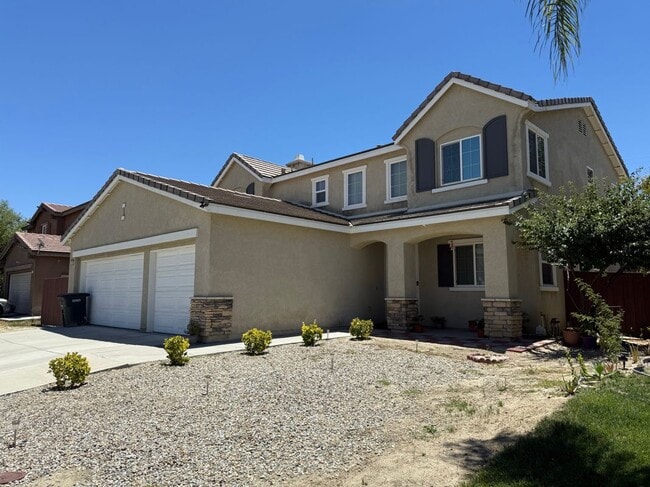 Building Photo - 990 Garrett Way Rental