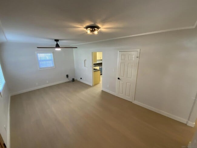 Photo - 520 Glover Ave