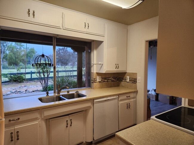 Photo - 9006 Old Castle Rd