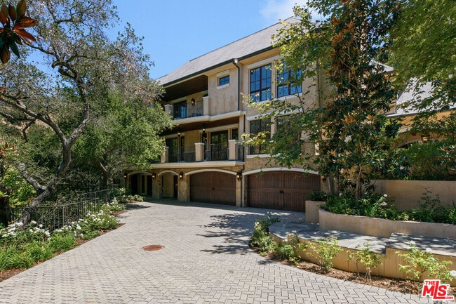 Photo - 3911 Oeste Ave