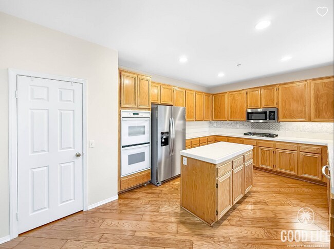 Photo - Beautiful 5B/3BA Home in Vista Available for Rent!