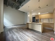 Photo - 727 W 7th St Unit 1122