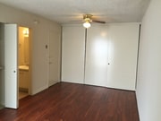 Photo - 530 Veteran Ave Apartment