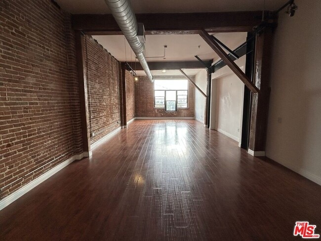 Photo - 652 Mateo St Unit 207