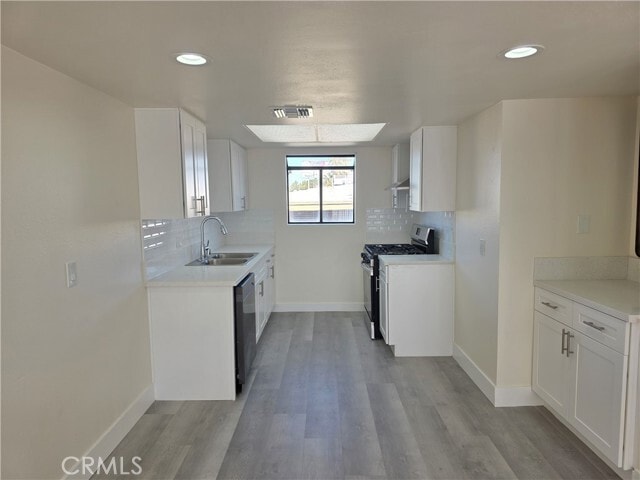 Photo - 44155 10th St W