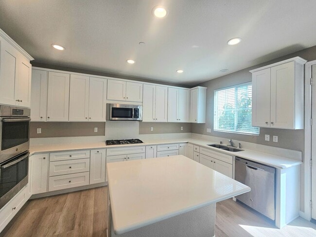 Photo - Gorgeous Spacious 3-Bedroom Home Now Avail...