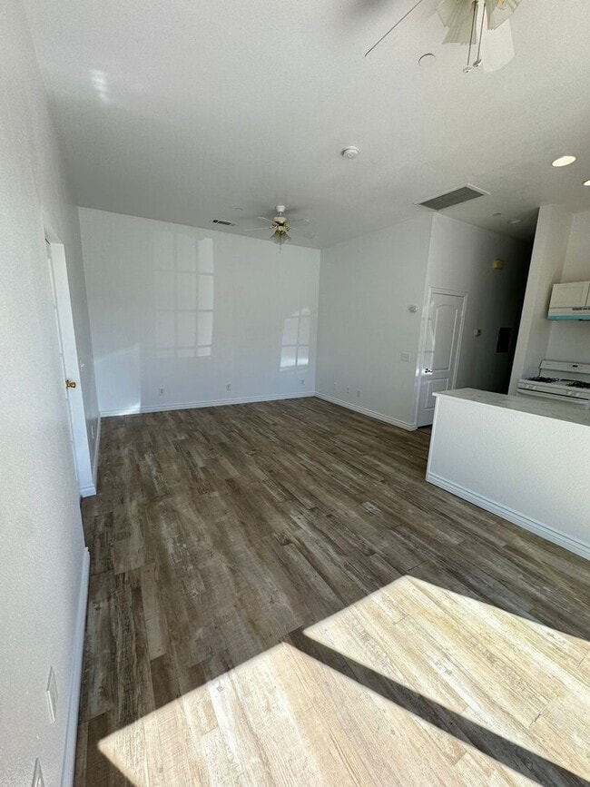 Photo - 3760 E Calle De Carlos Unit Apt 01