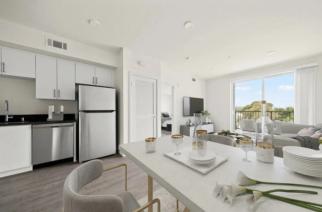 Photo - 3518 Chesapeake Ave., Los Angeles, CA 90016