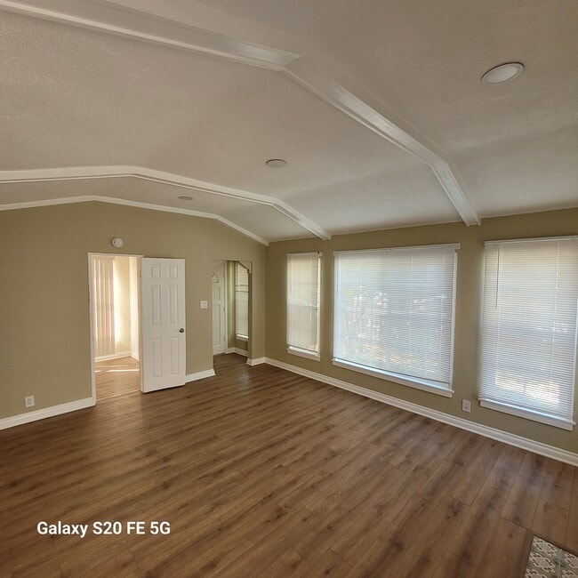 Photo - 1424 Orizaba Ave