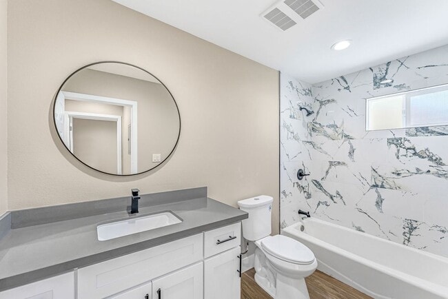 Photo - 2417 W Stanford St