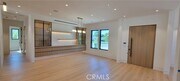Photo - 16354 Moorpark St