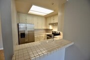 Photo - Spacious Bankers Hill 2/2 Condo! Walk to B...
